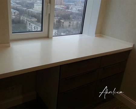 Столешница из искусственного акрилового камня Staron Quasar White SQ019