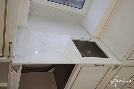 Кварцевый агломерат EtnaQuartz EQHM 002 Calacatta Venato